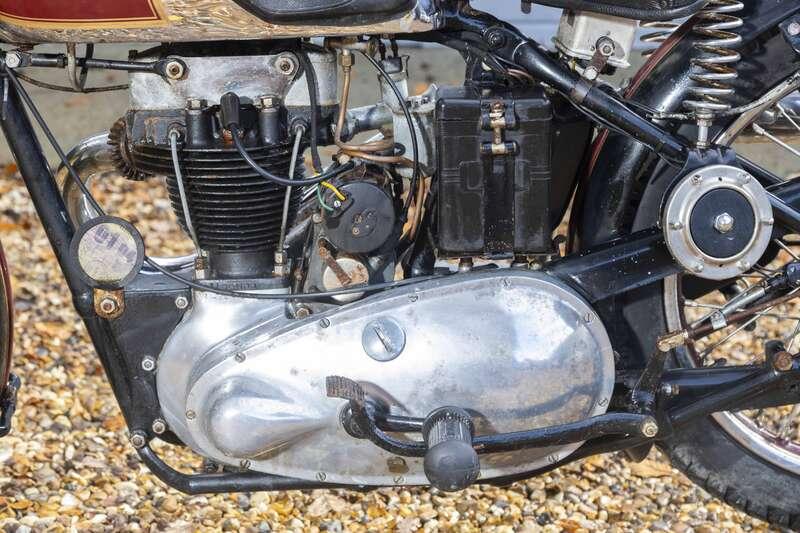 1938 Triumph TIGER 70 ZH DELUX