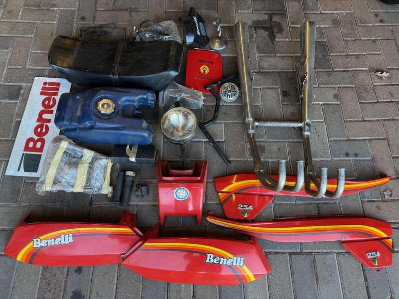 1984 Benelli 254 231CC