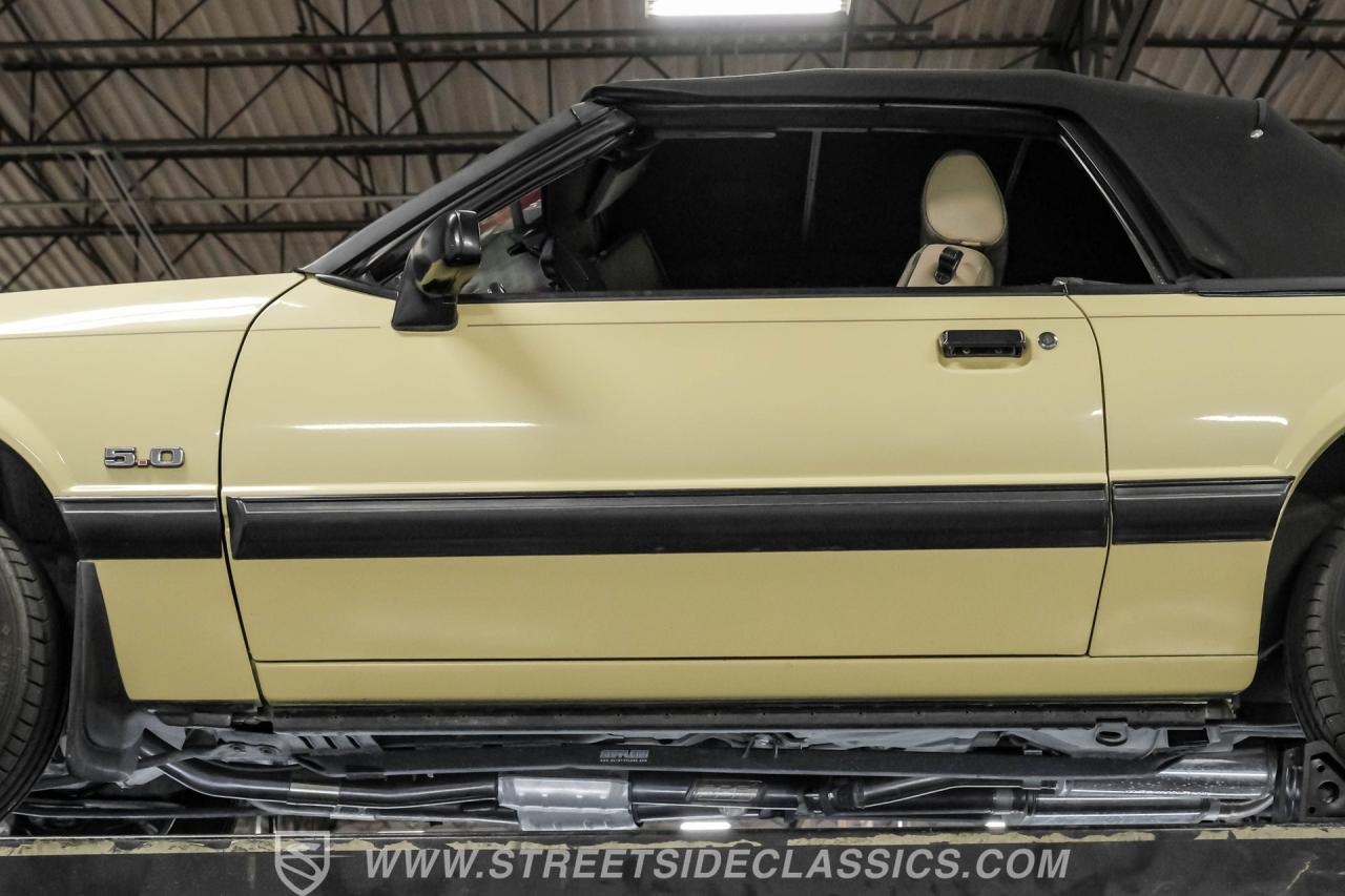 1989 Ford Mustang LX 5.0 Convertible