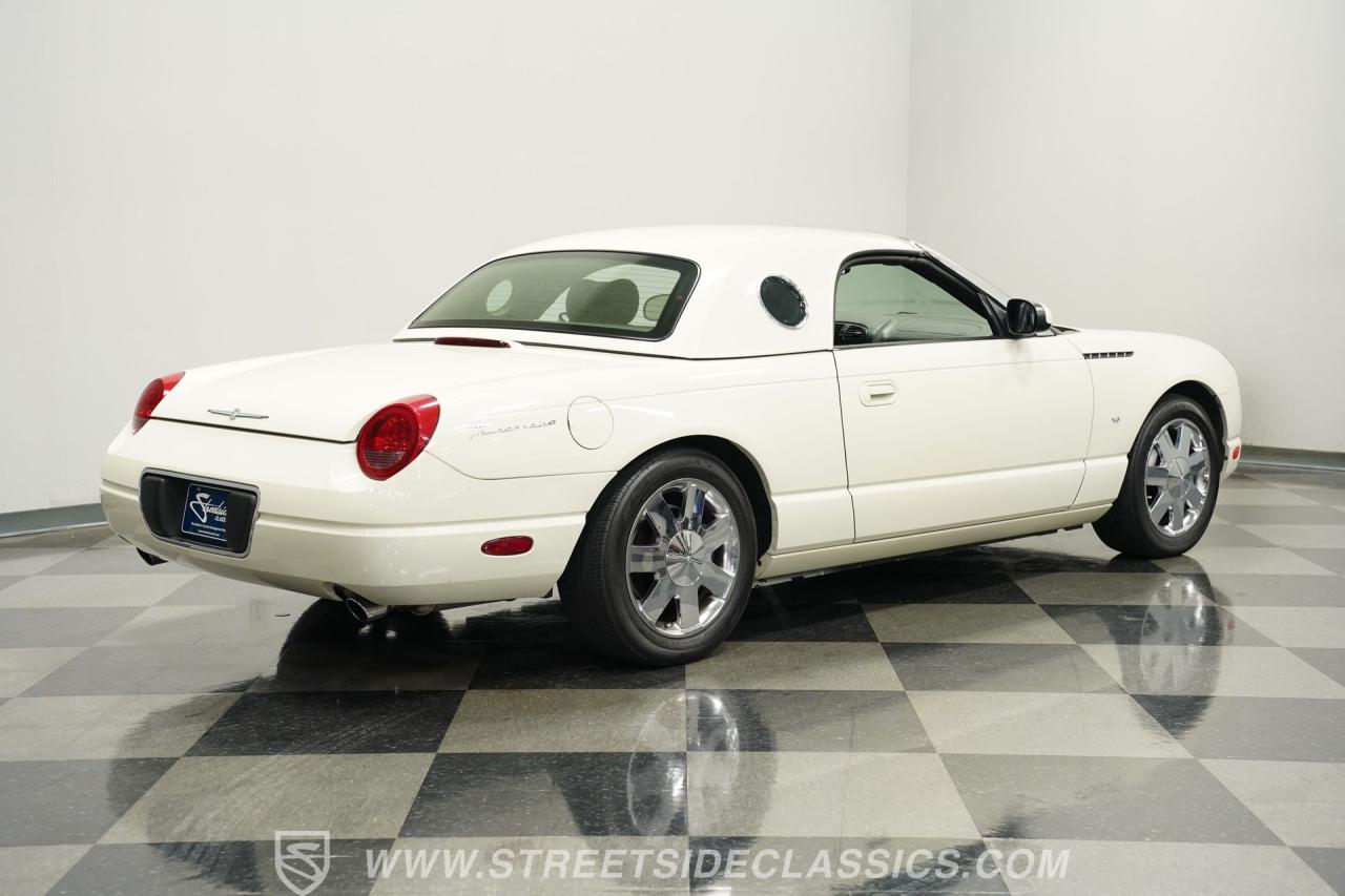 2002 Ford Thunderbird