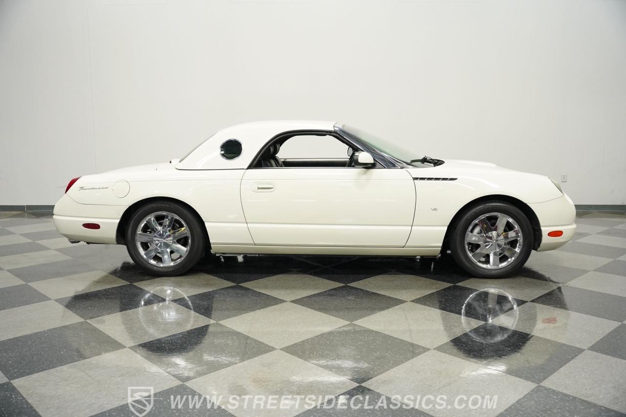 2002 Ford Thunderbird
