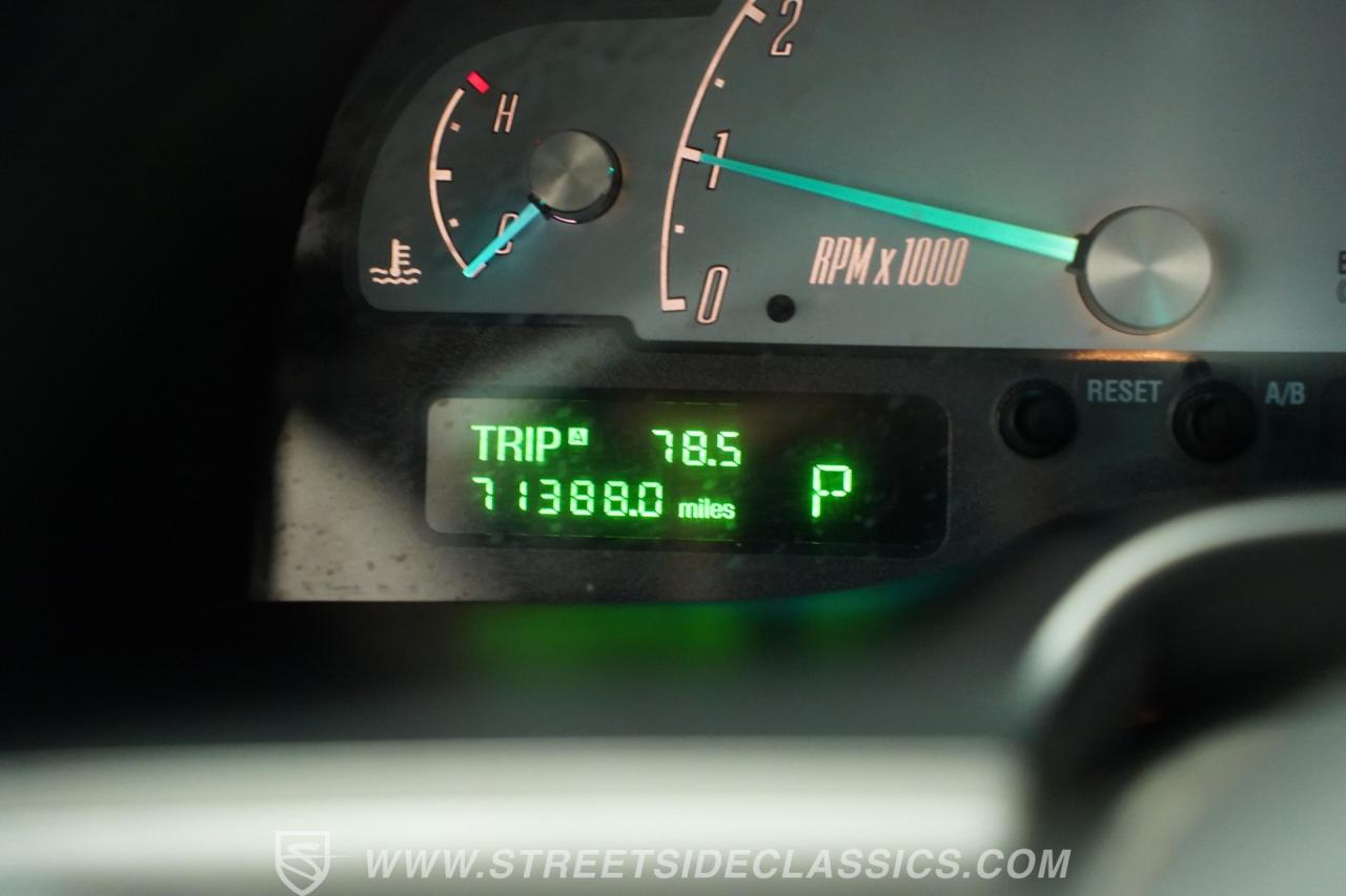 2002 Ford Thunderbird