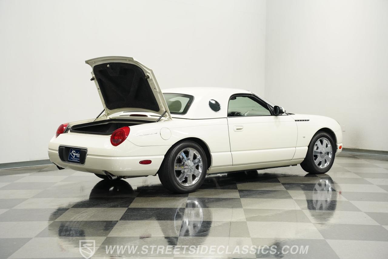 2002 Ford Thunderbird