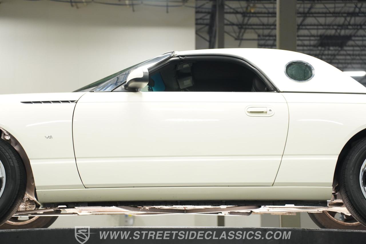 2002 Ford Thunderbird