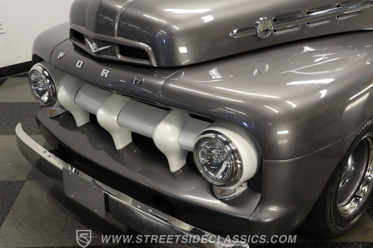 1952 Ford F-1 Restomod