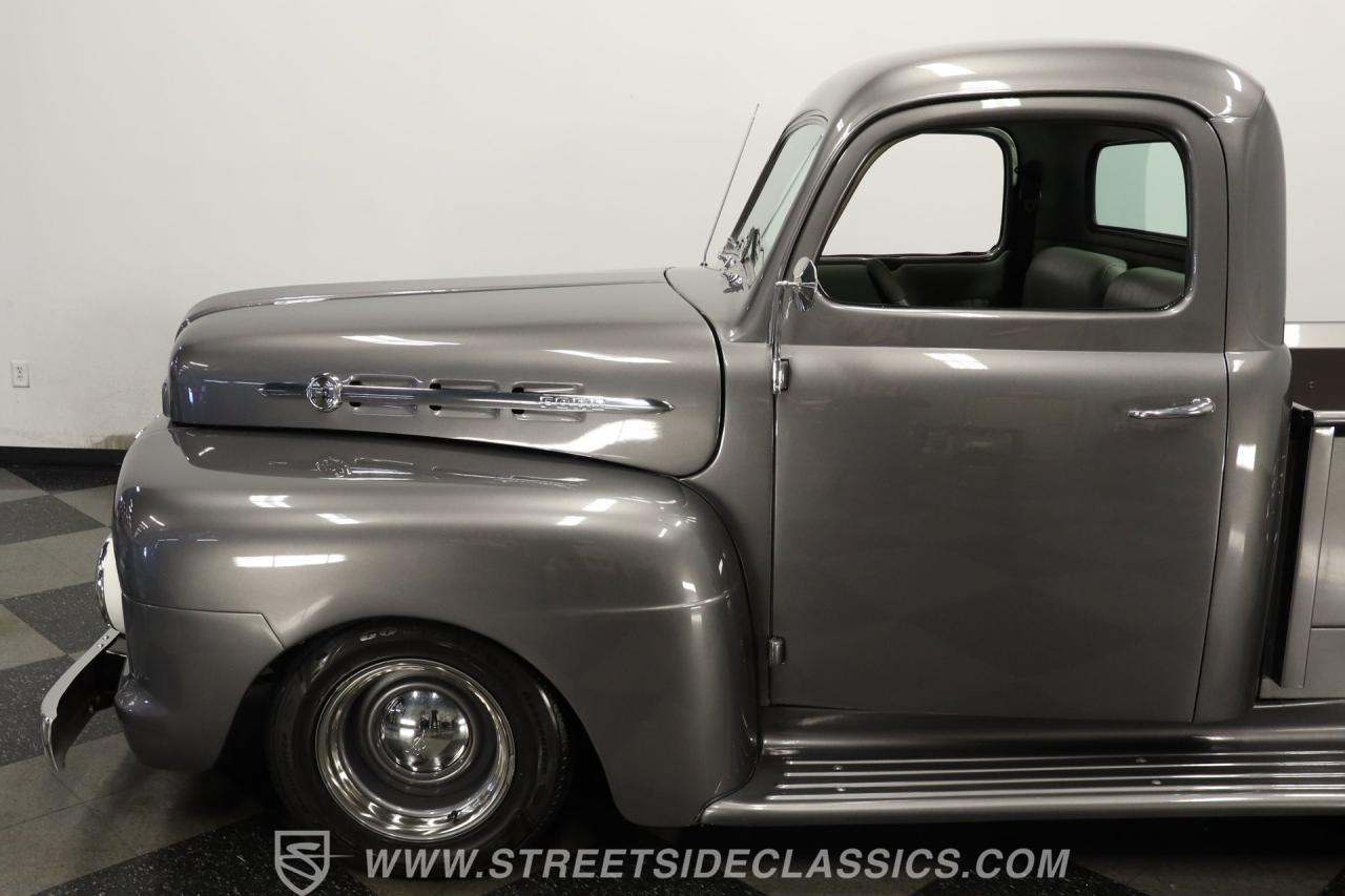 1952 Ford F-1 Restomod