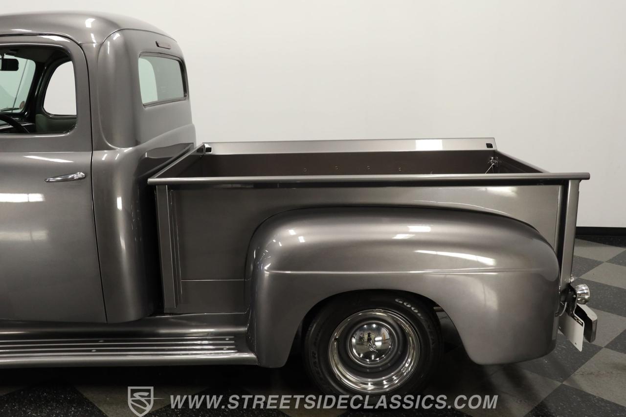 1952 Ford F-1 Restomod