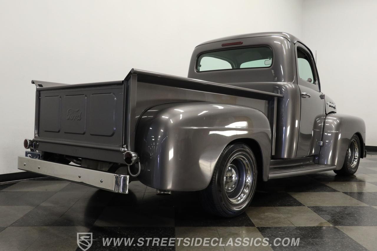 1952 Ford F-1 Restomod