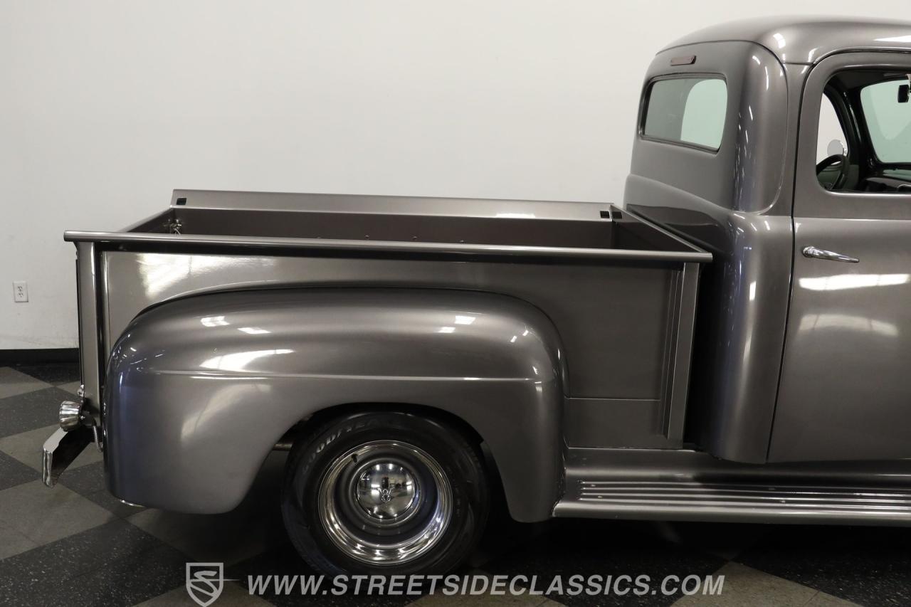 1952 Ford F-1 Restomod