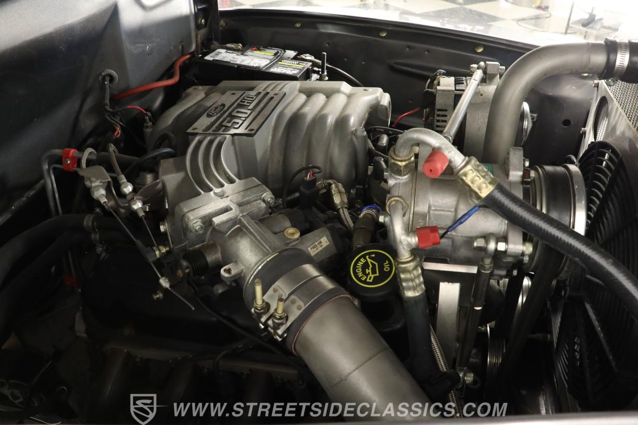 1952 Ford F-1 Restomod