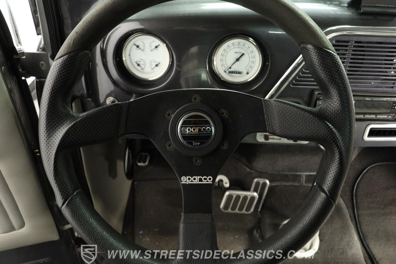 1952 Ford F-1 Restomod