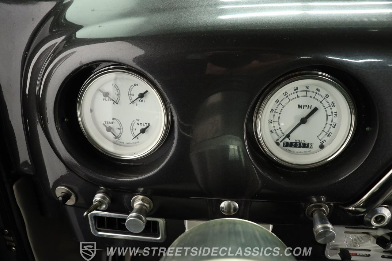 1952 Ford F-1 Restomod