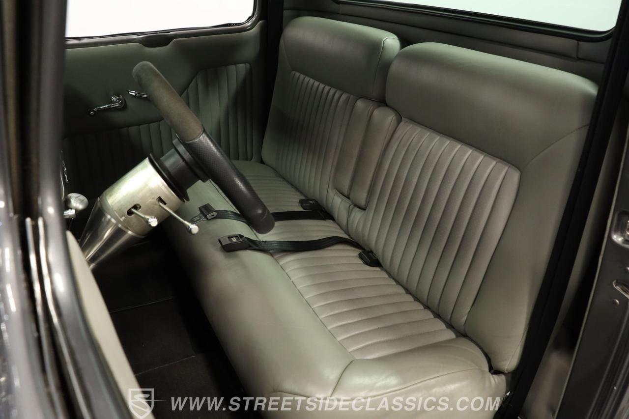 1952 Ford F-1 Restomod