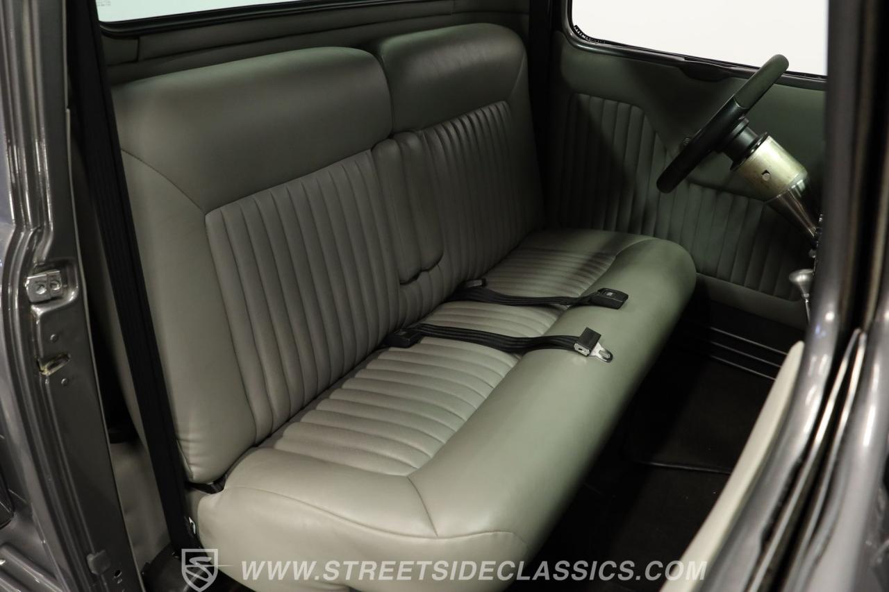 1952 Ford F-1 Restomod