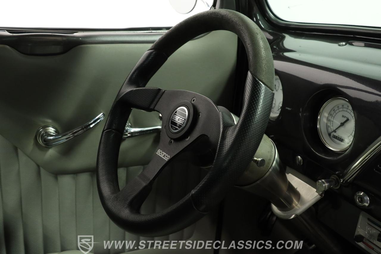 1952 Ford F-1 Restomod