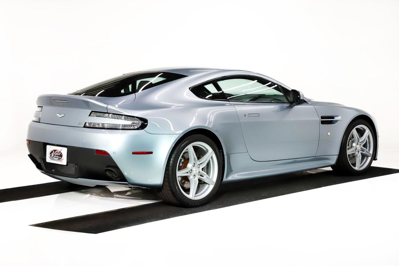 2016 Aston Martin Vantage GT