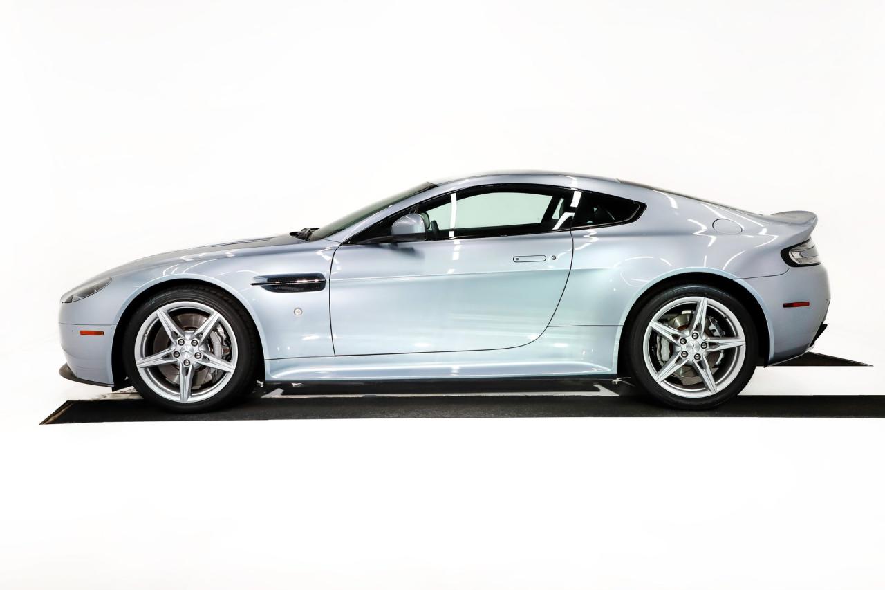 2016 Aston Martin Vantage GT