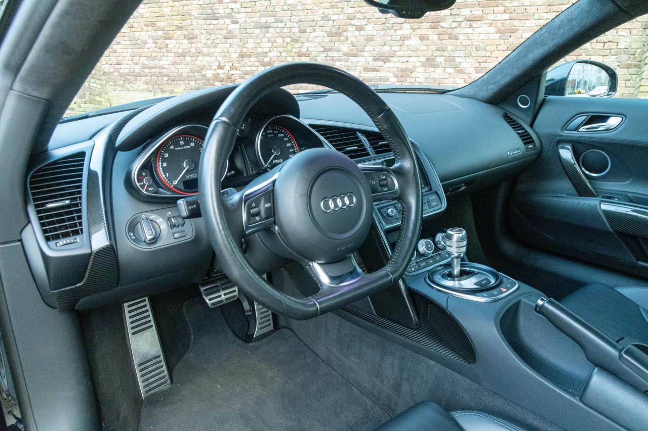 2011 Audi R8 5.2 V10 FSI Coup&eacute; &ldquo;Recently serviced&rdquo;