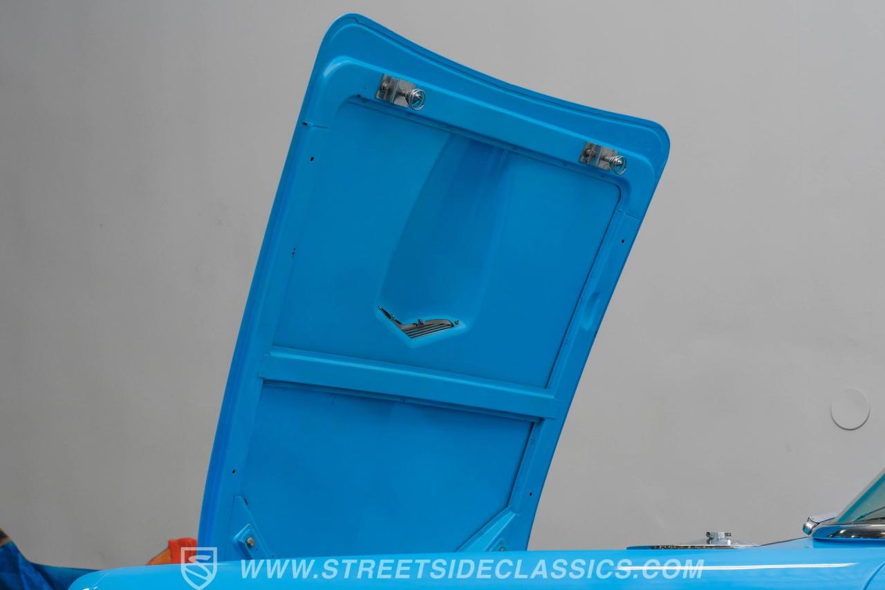 1957 Ford Thunderbird