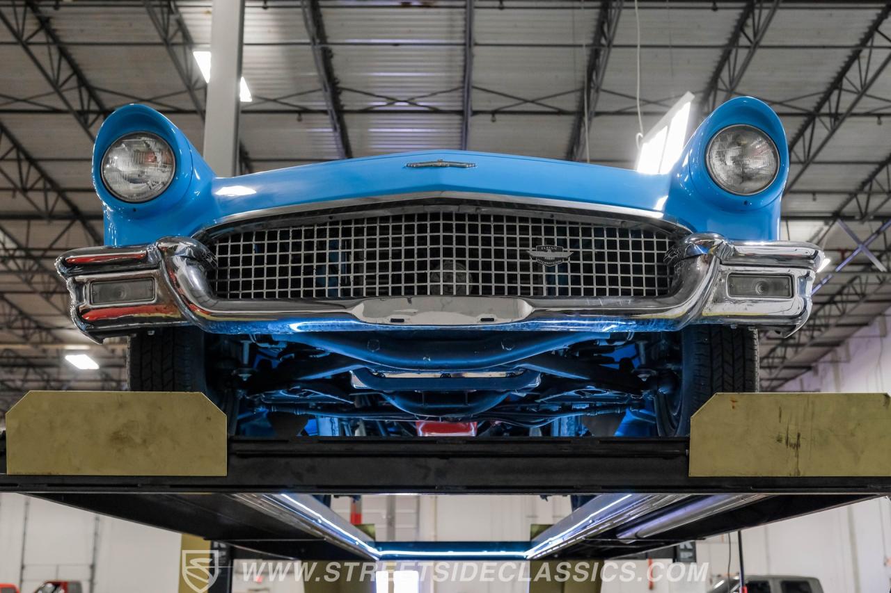 1957 Ford Thunderbird