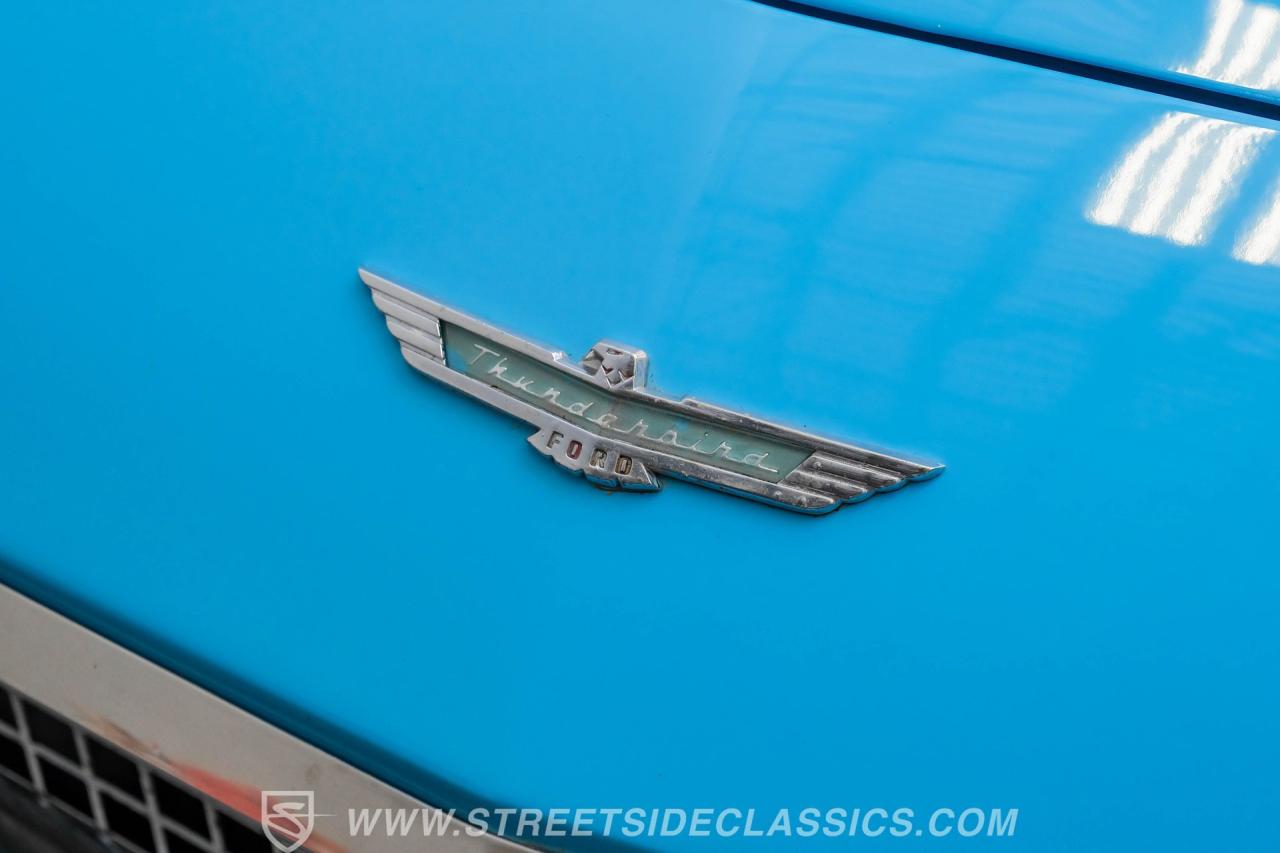 1957 Ford Thunderbird