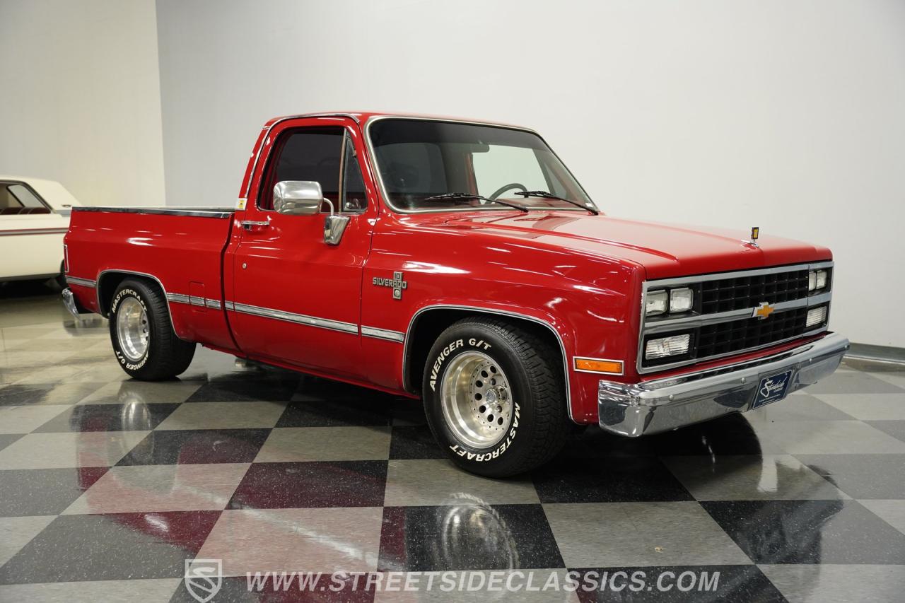1986 Chevrolet C10 Silverado Restomod
