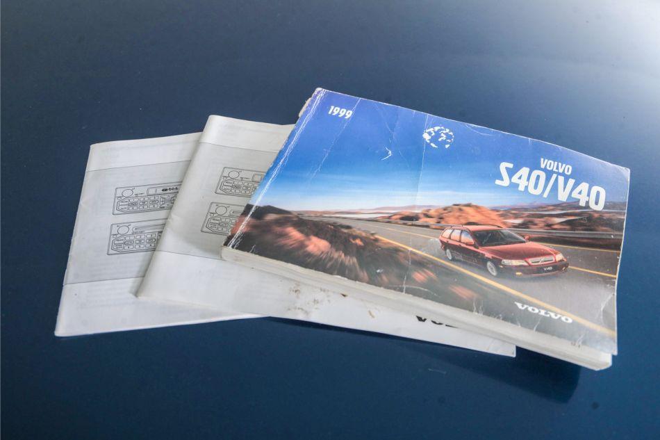 1999 Volvo V40