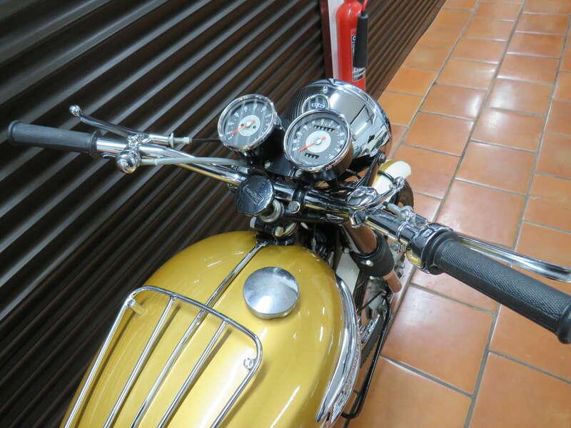 1964 Triumph T120 BONNEVILLE