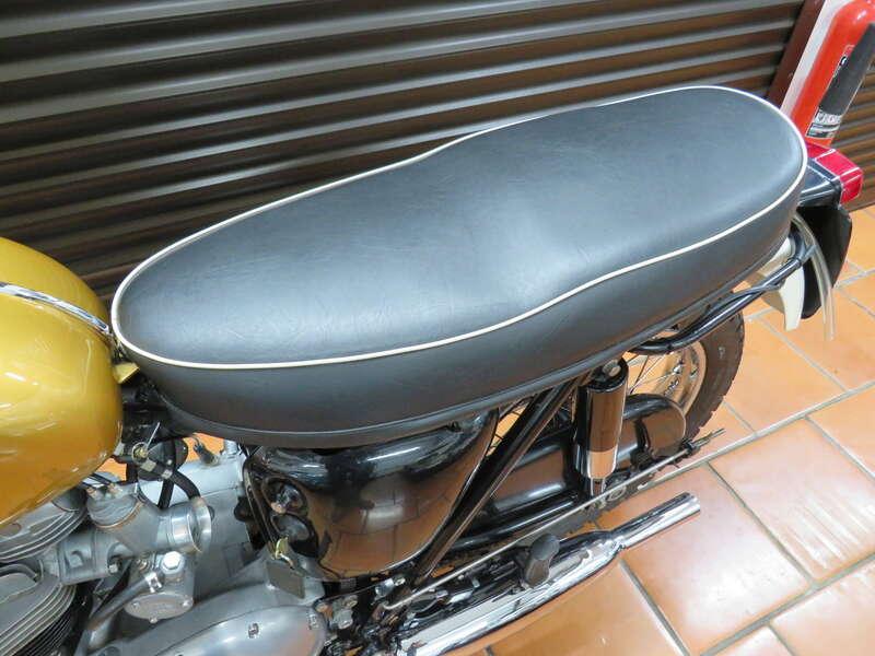 1964 Triumph T120 BONNEVILLE