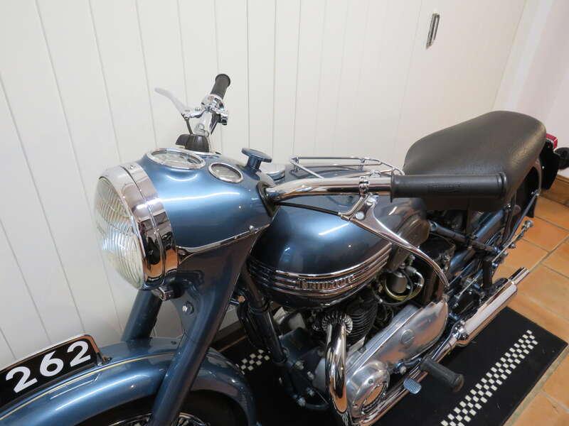 1954 Triumph 6T THUNDERBIRD