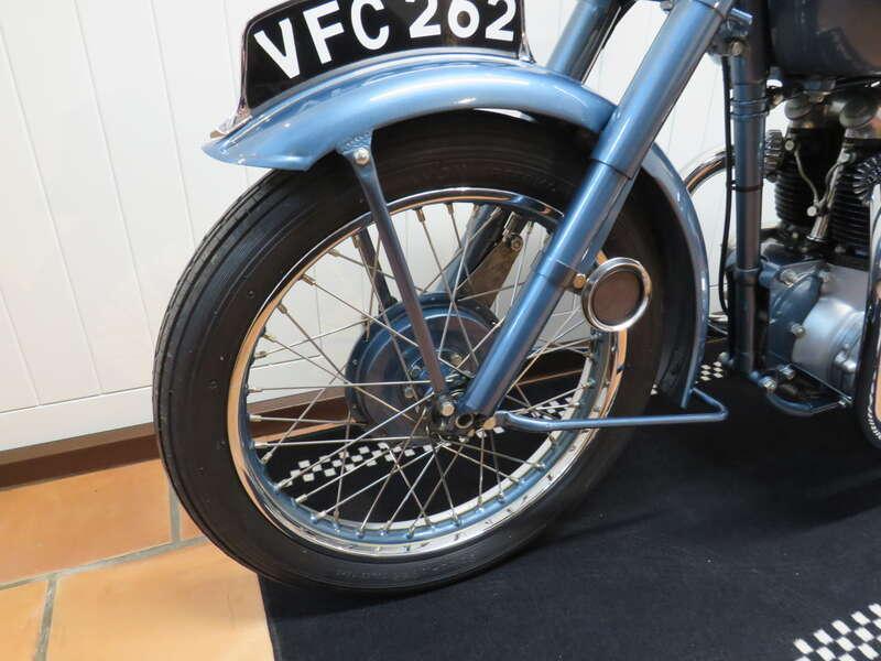 1954 Triumph 6T THUNDERBIRD