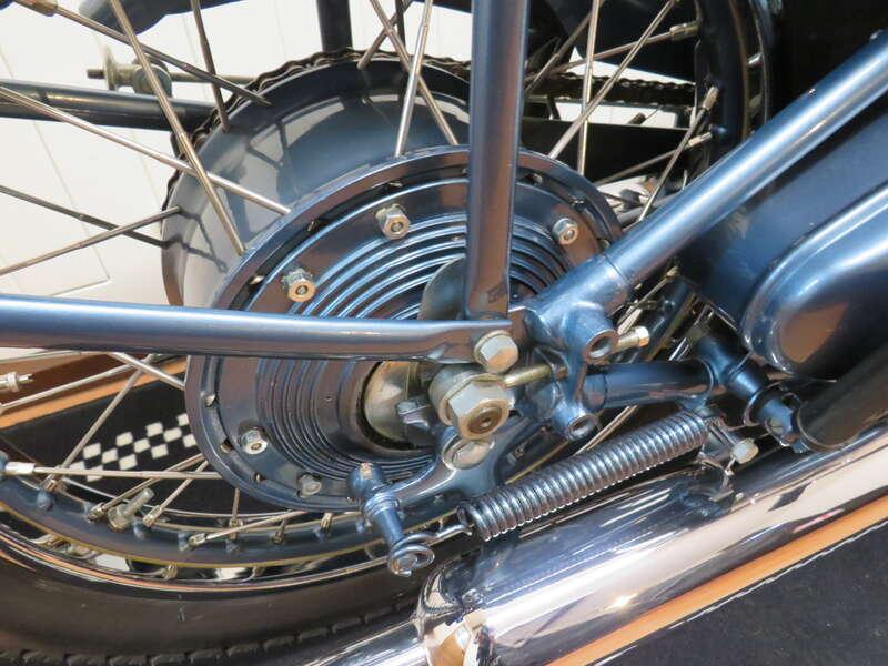 1954 Triumph 6T THUNDERBIRD