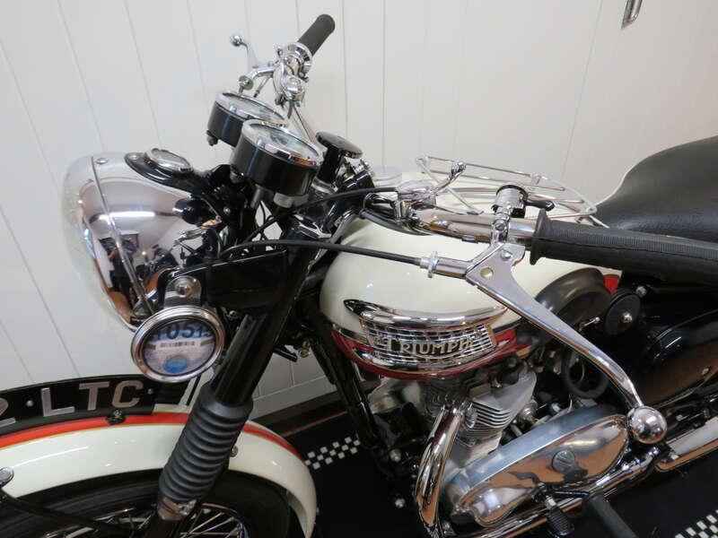 1958 Triumph TR6 TROPHY