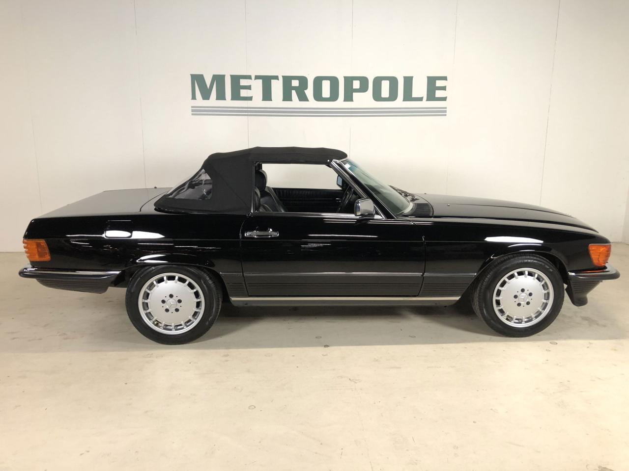 1986 Mercedes - Benz 500 series