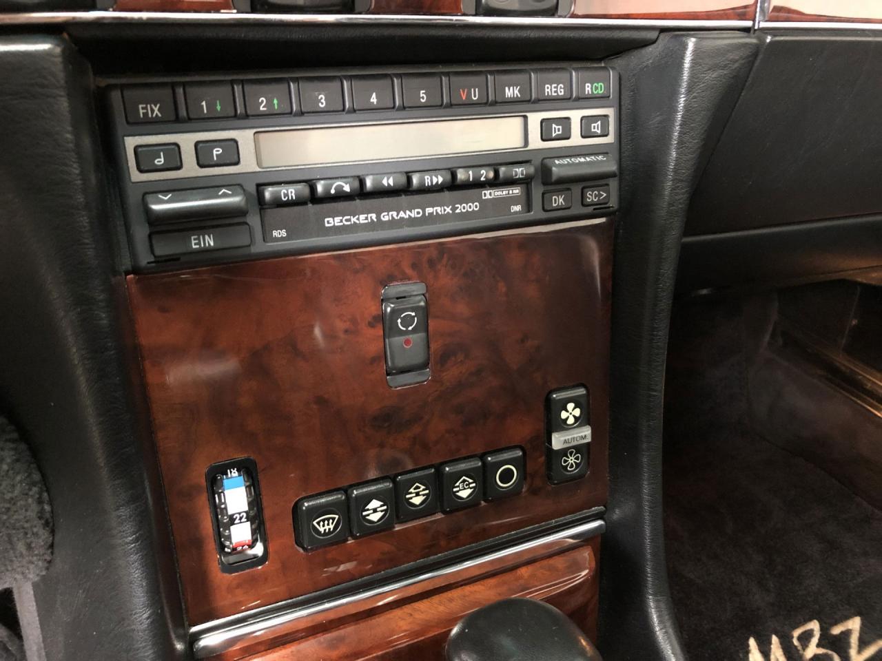 1986 Mercedes - Benz 500 series