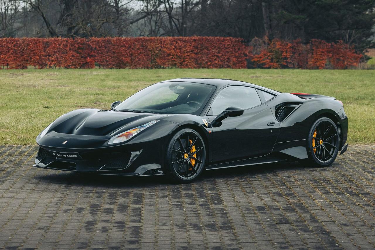 2020 Ferrari 488 PISTA