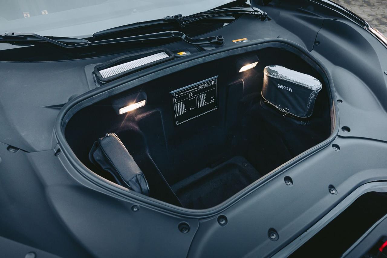 2020 Ferrari 488 PISTA