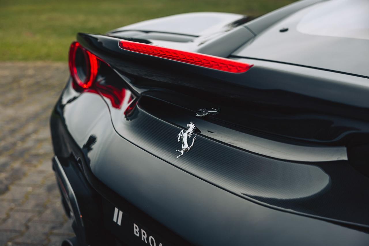 2020 Ferrari 488 PISTA