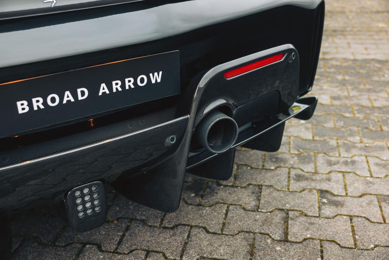 2020 Ferrari 488 PISTA