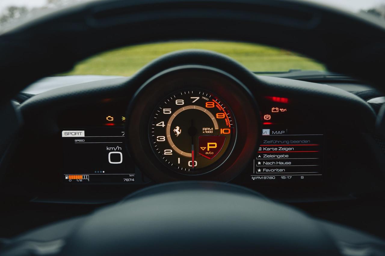 2020 Ferrari 488 PISTA