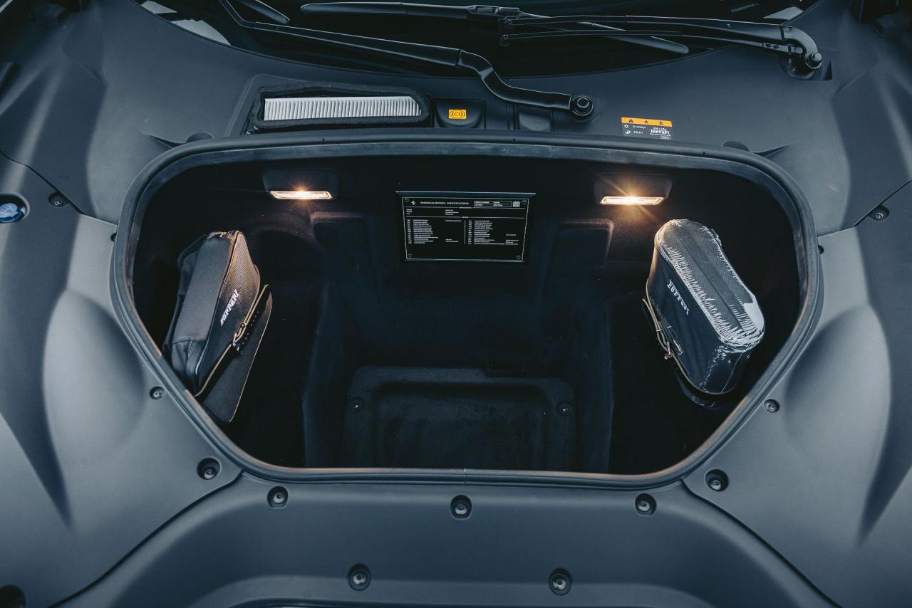 2020 Ferrari 488 PISTA