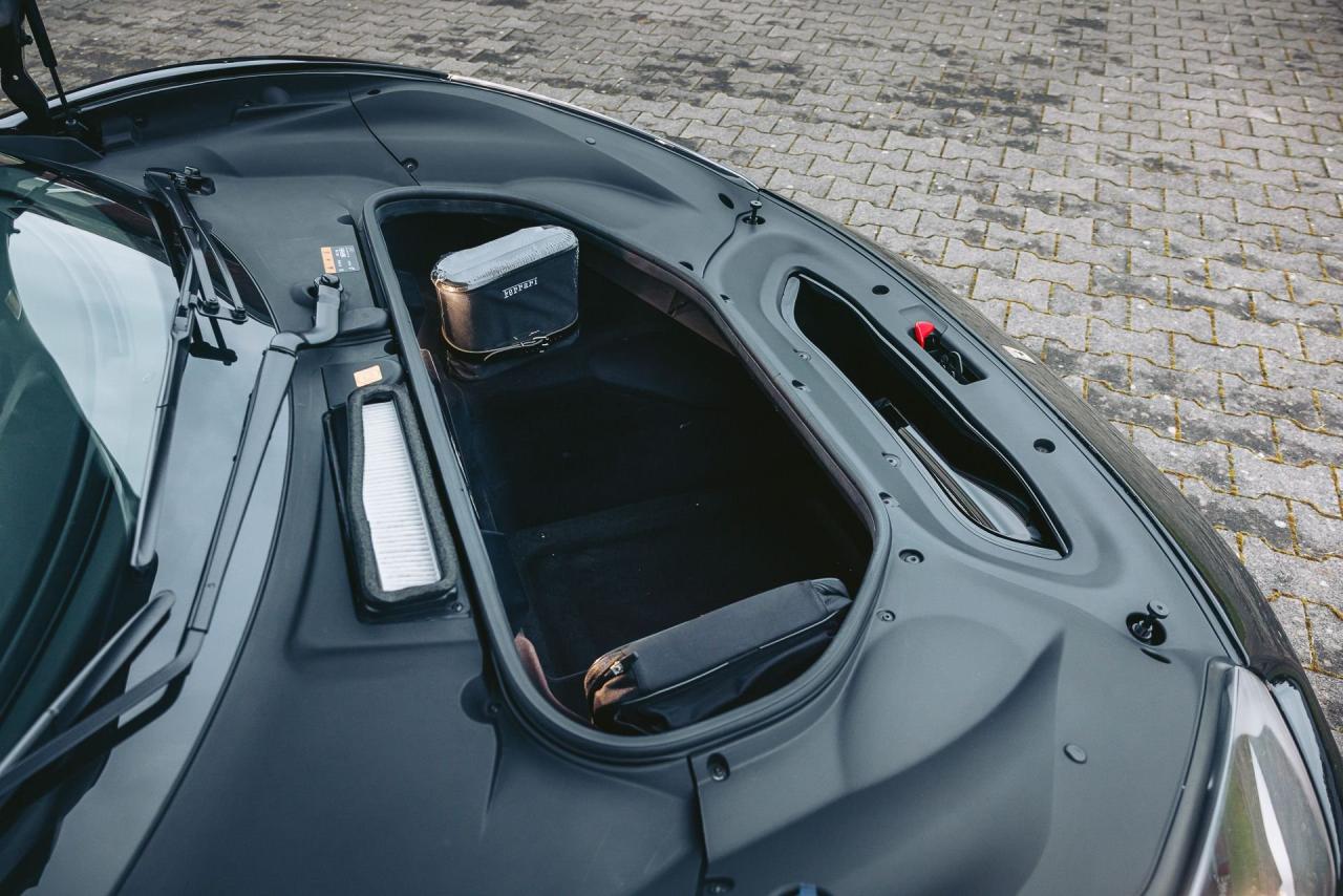 2020 Ferrari 488 PISTA