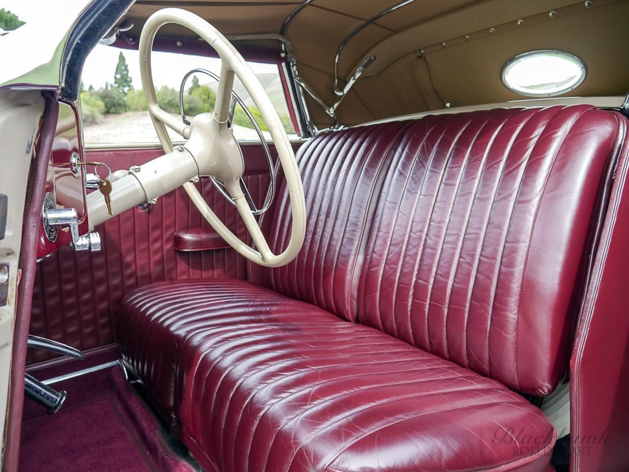 1937 Cord 812