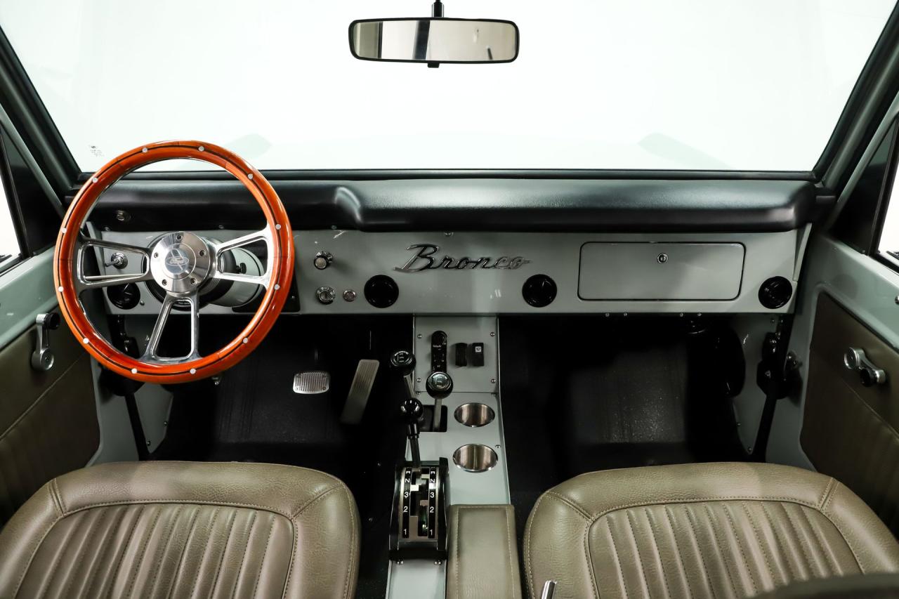 1974 Ford Bronco RESTOMOD