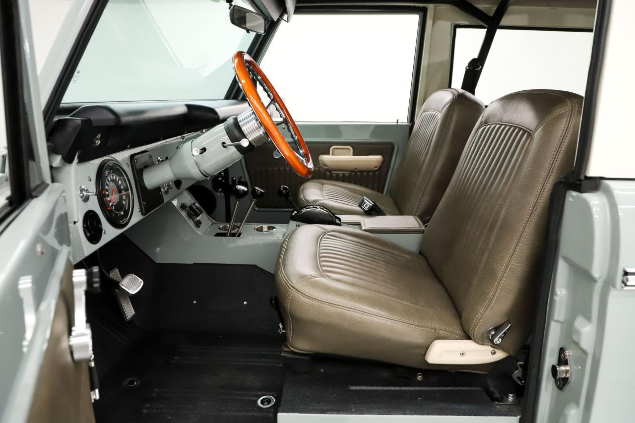 1974 Ford Bronco RESTOMOD