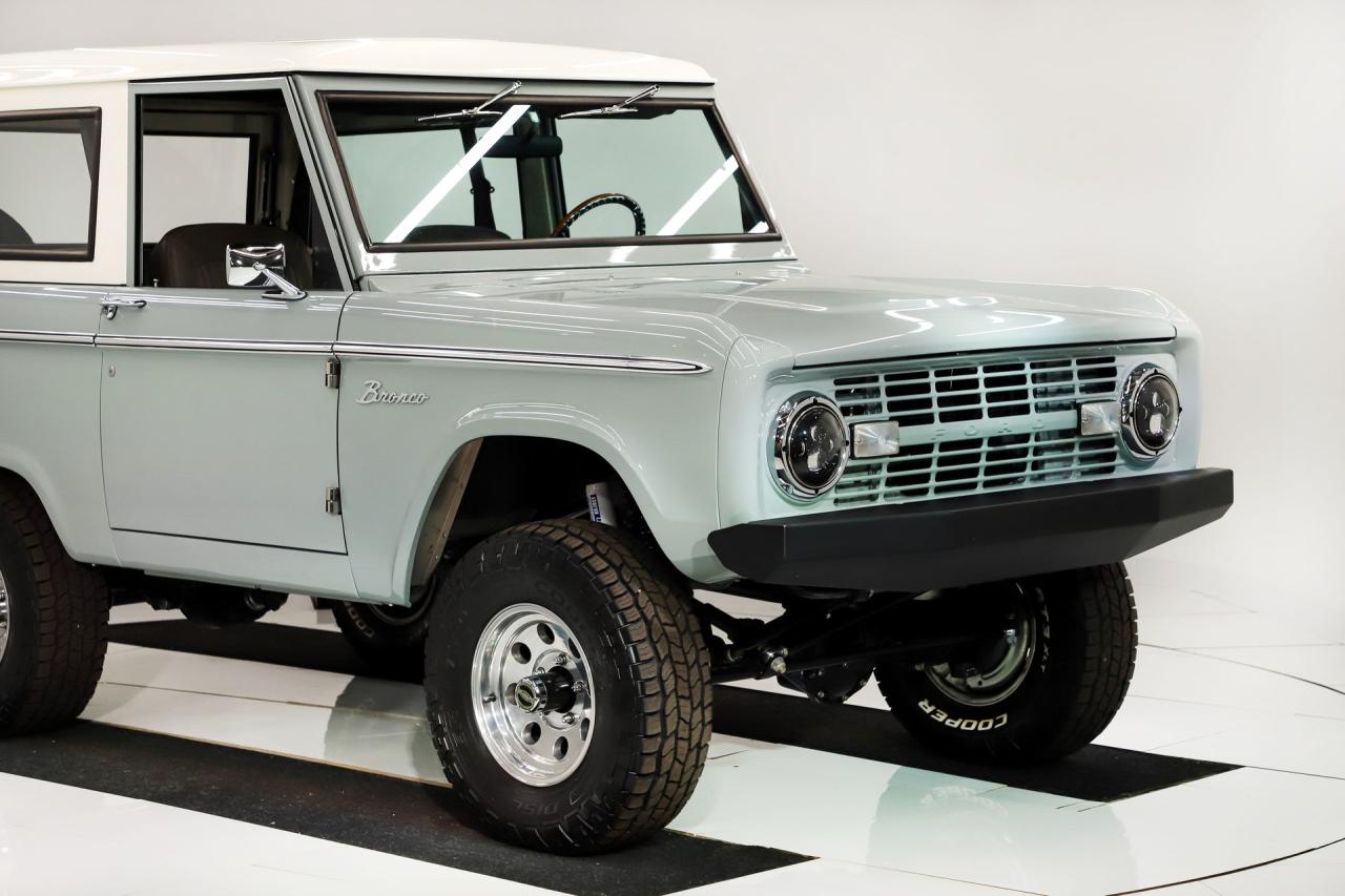 1974 Ford Bronco RESTOMOD