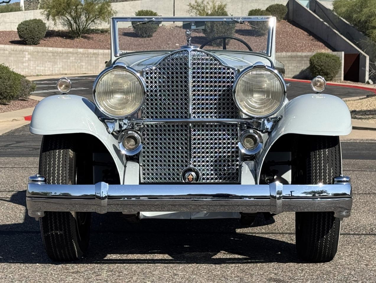 1932 Packard Deluxe 8