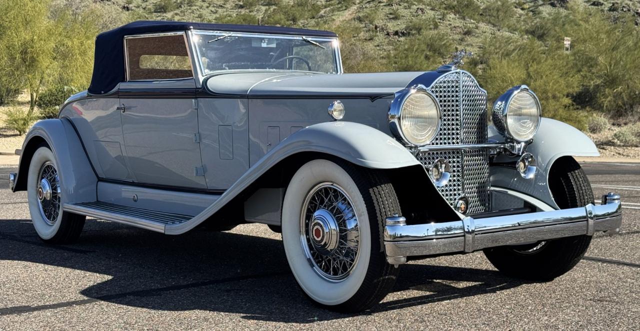 1932 Packard Deluxe 8