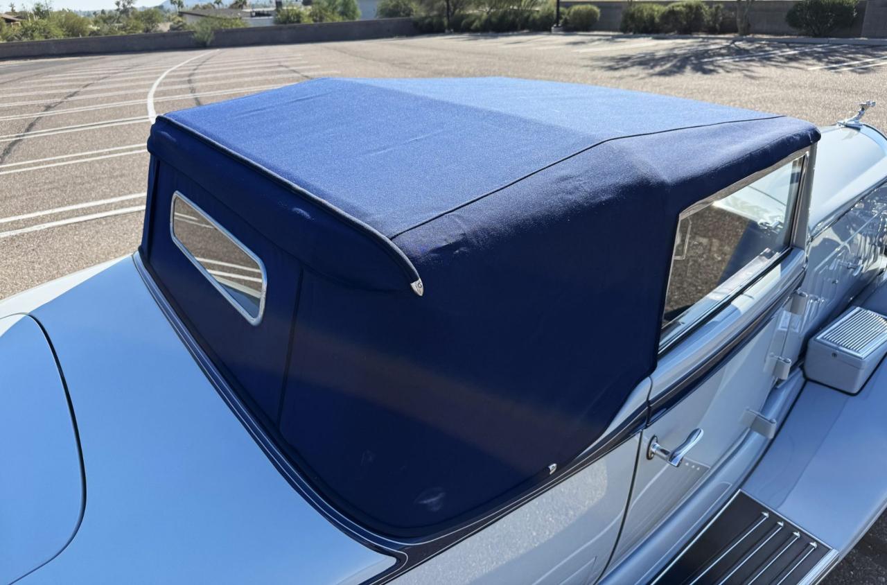 1932 Packard Deluxe 8