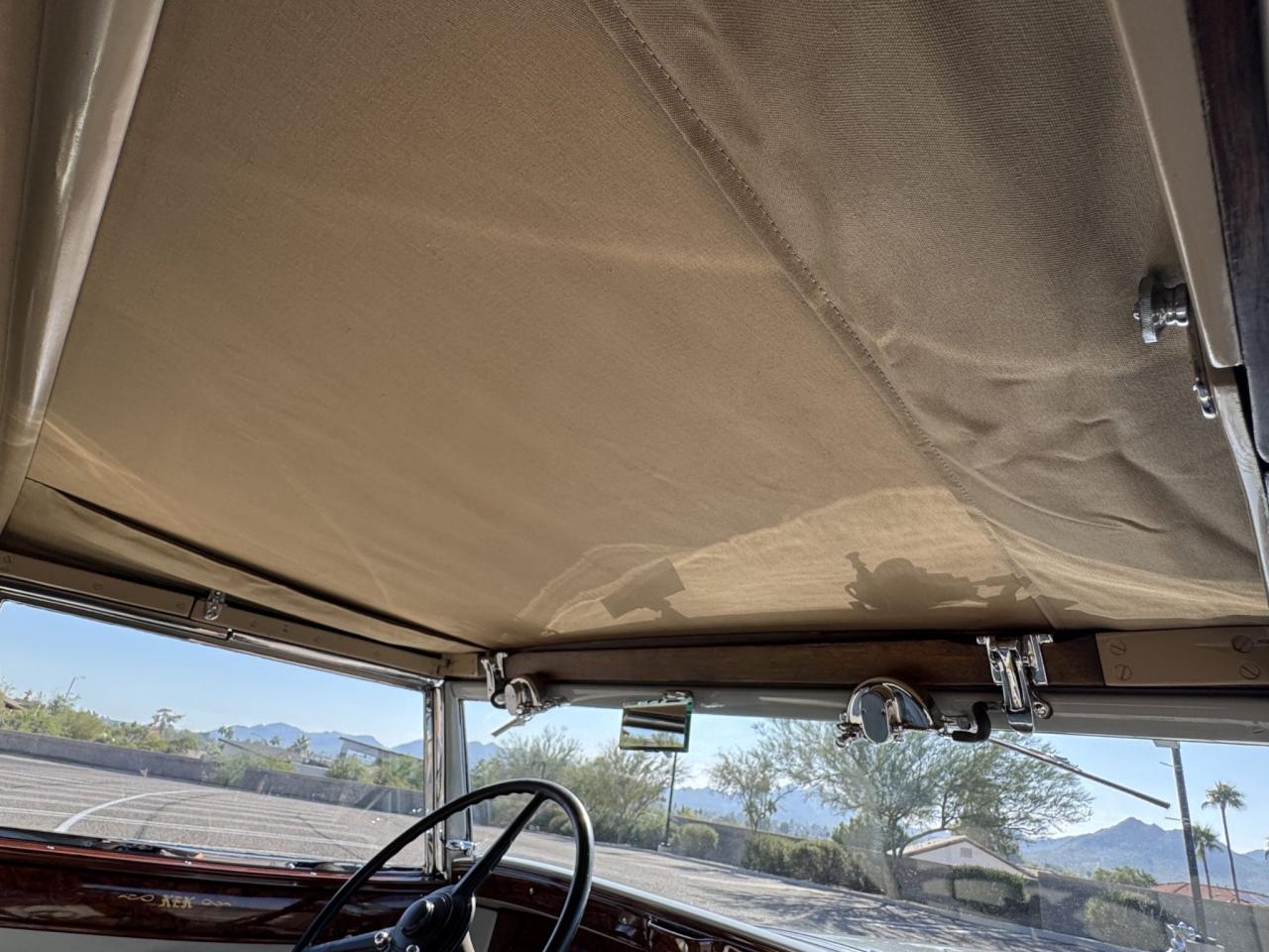 1932 Packard Deluxe 8